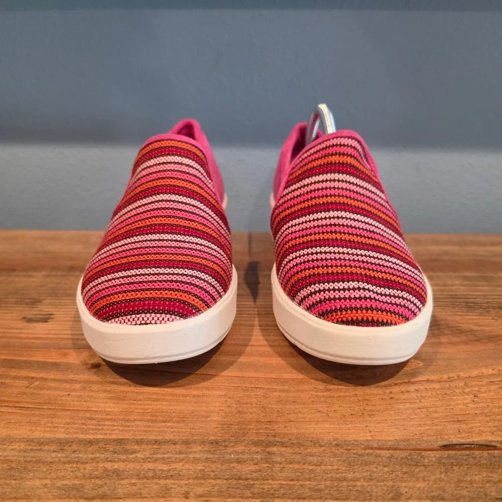 Clarks Womens Layton Petal Slip On Sneaker Fuchsia Multi Stripe Suede 9.5 Wide - Picture 2 of 12
